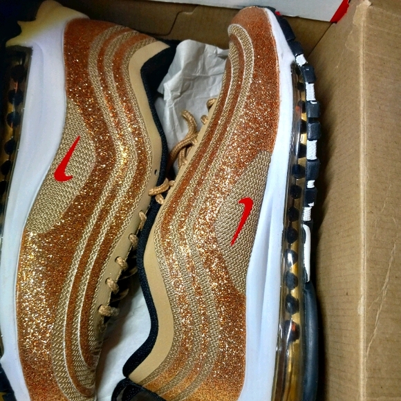 Nike Air Max 97 Gold LX